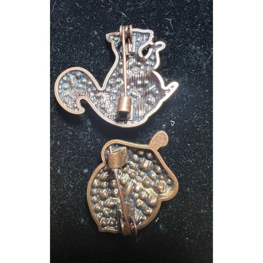Sparkling Squirrel and Acorn Rhinestone Brooch Set Vintage‑Style Gemstone Brooch - Picture 5 of 10